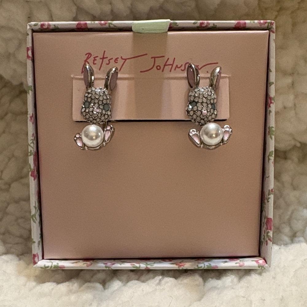 Betsey Johnson Silver Bunny Earrings with Pearls NWT